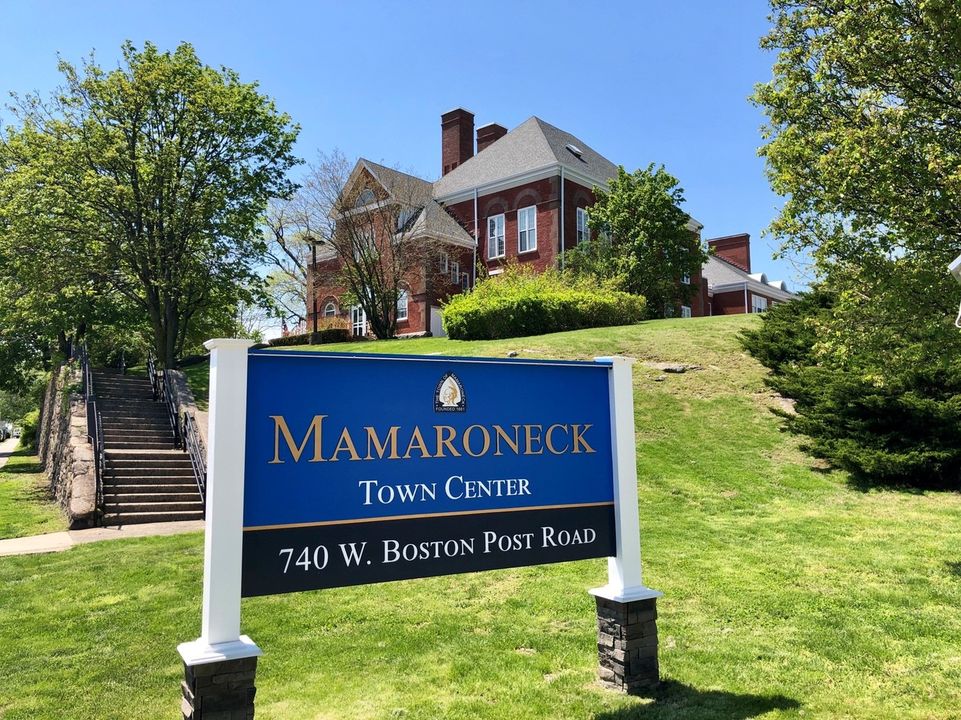 Post and Panel Signs in Mamaroneck NY